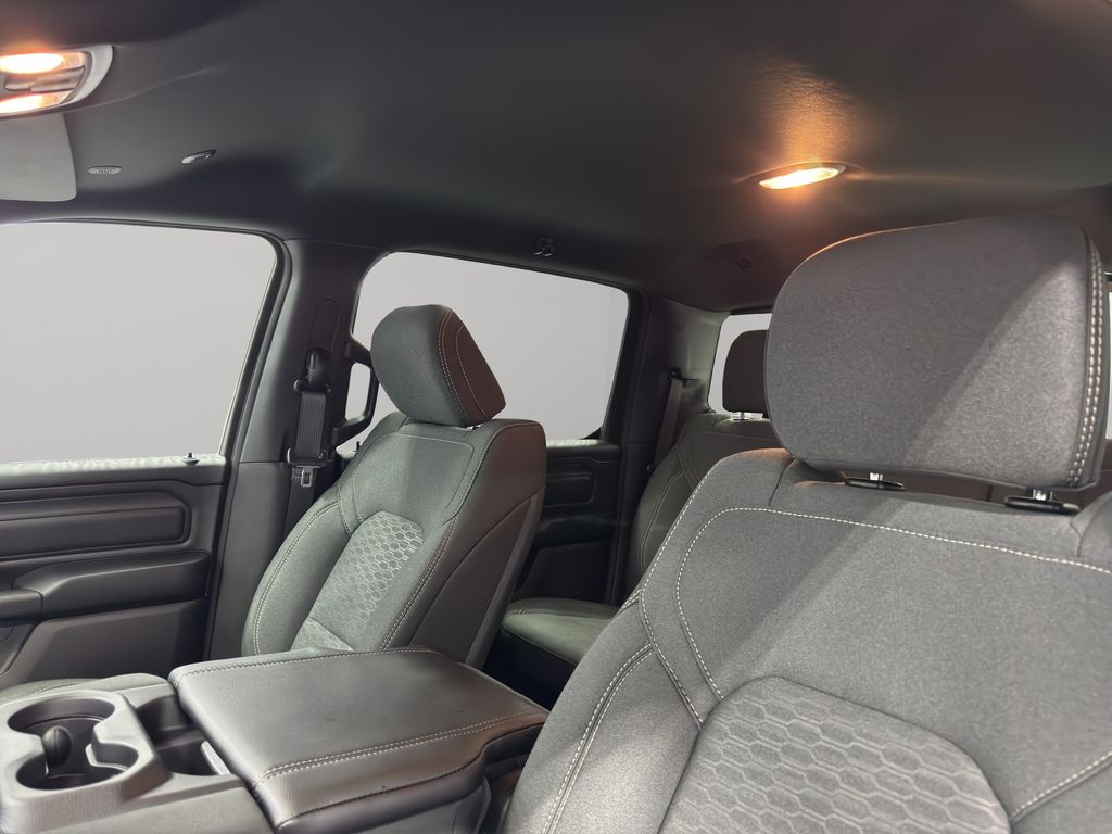 2026 Ram 1500 Express photo 3