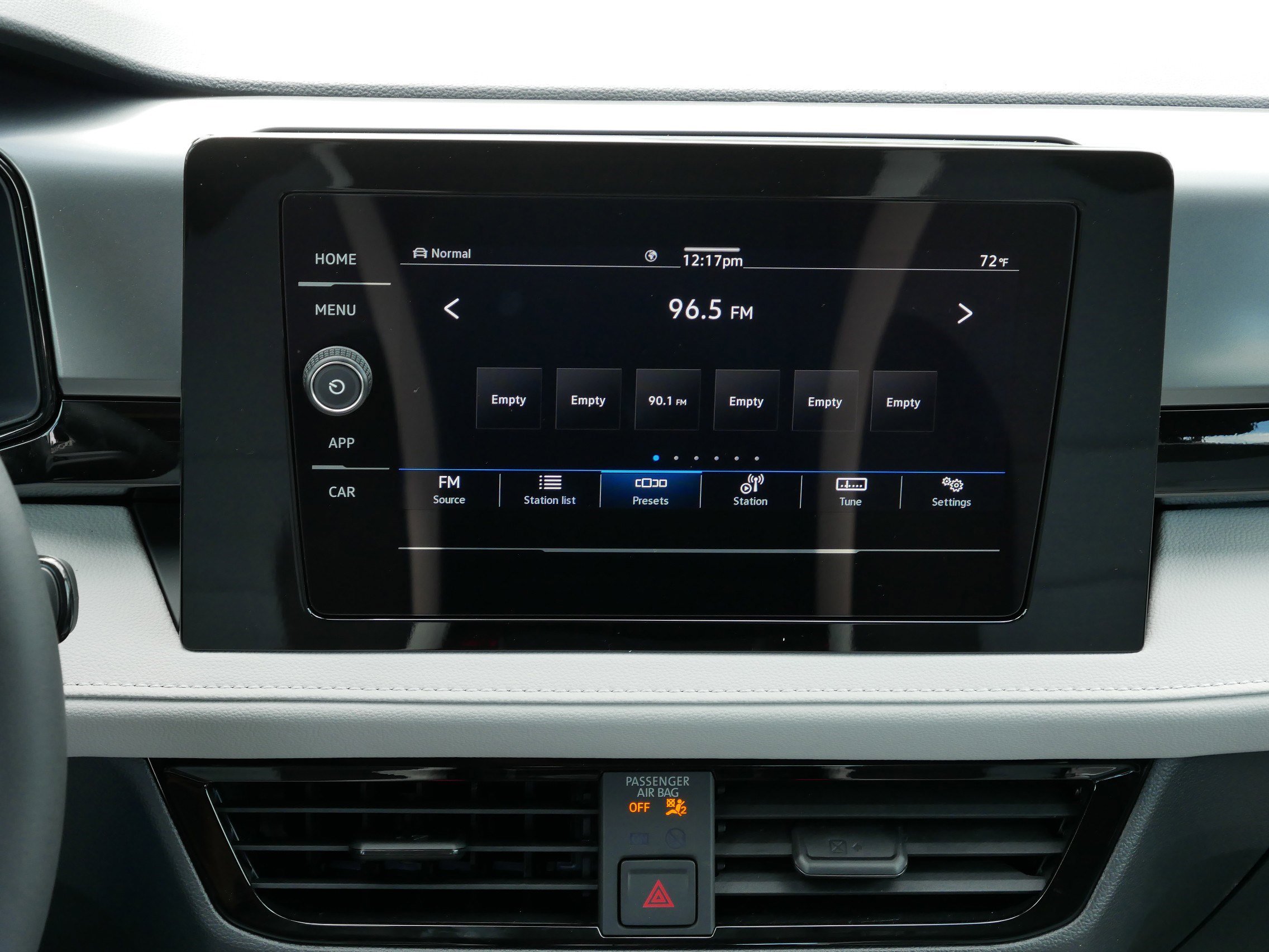 2025 Volkswagen Taos S photo 10