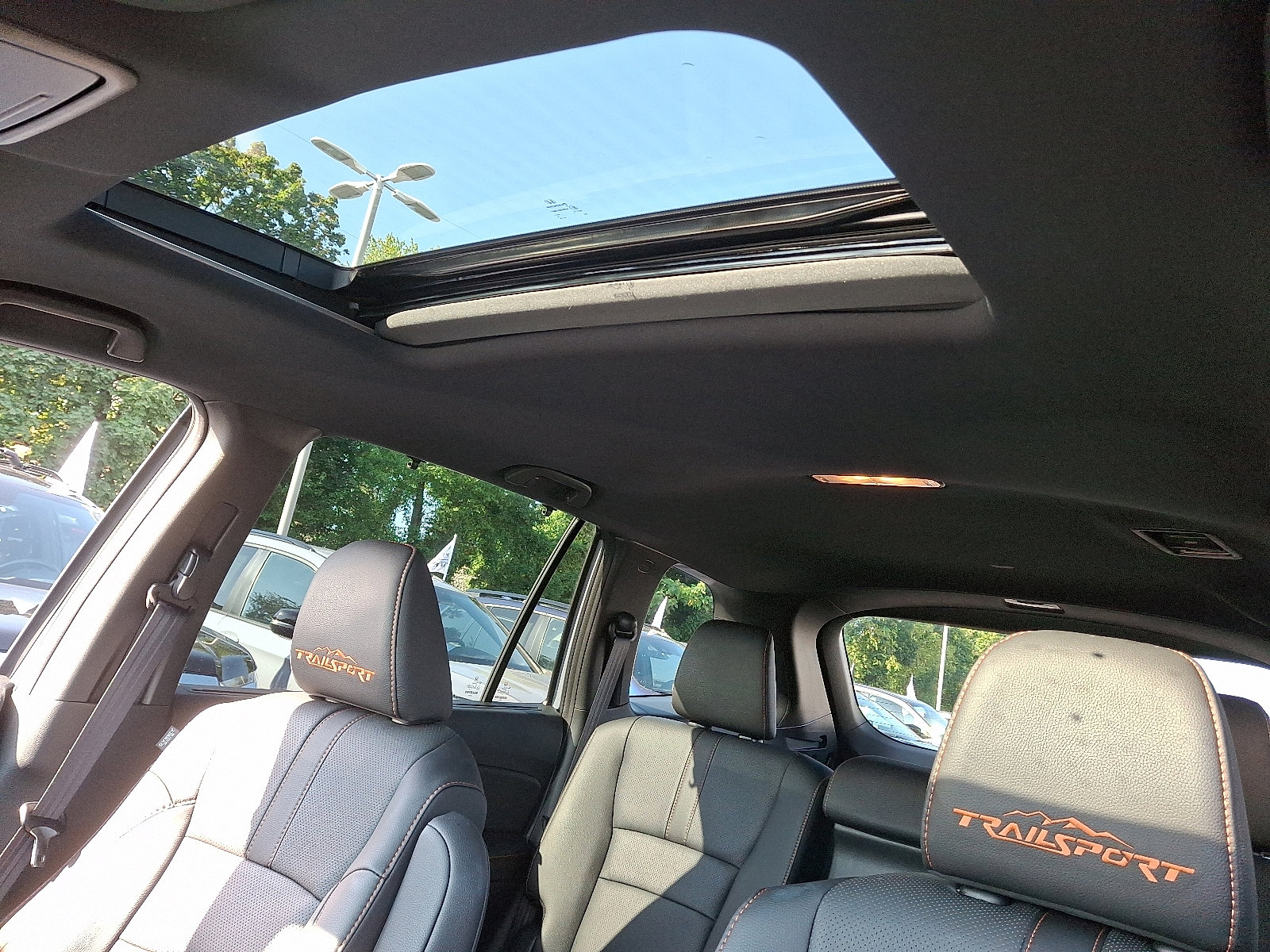 2022 Honda Passport TrailSport photo 12
