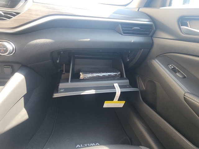 2025 Nissan Altima 2.5 SV photo 30