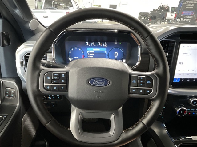 2025 Ford F-150 Lariat photo 14