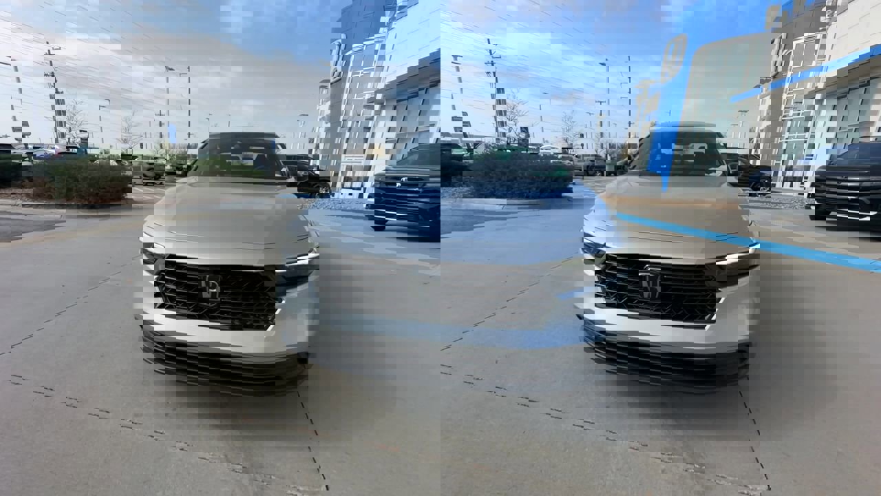 2025 Honda Accord Hybrid Sport photo 3