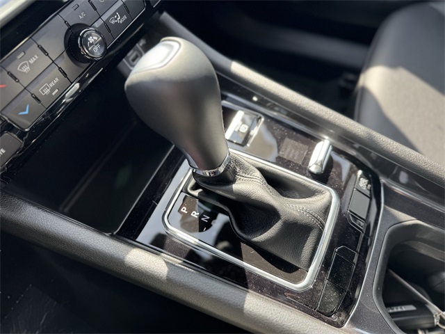 2025 Jeep Compass Latitude photo 16