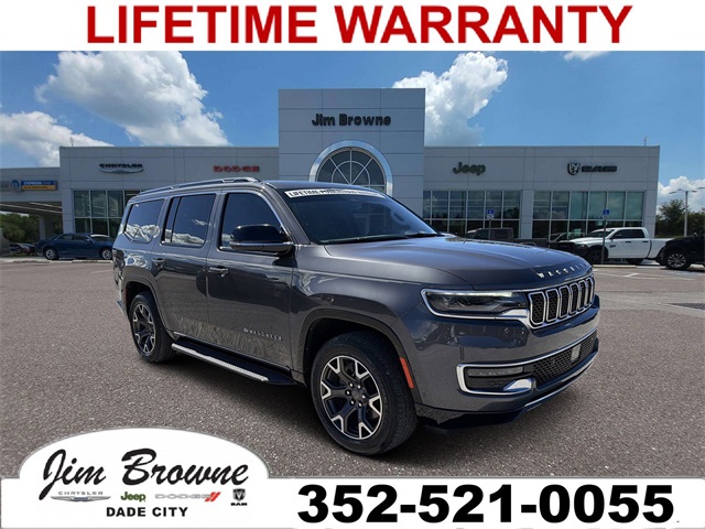 2023 Jeep Wagoneer Series III's photo