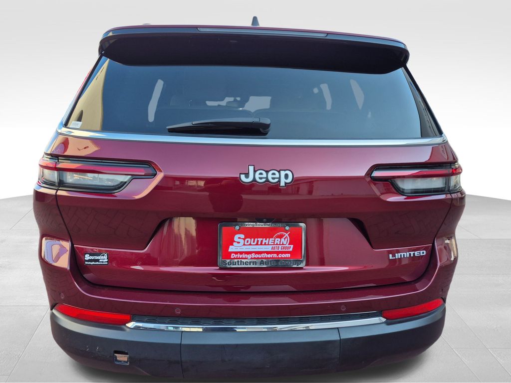 2024 Jeep Grand Cherokee Limited photo 3