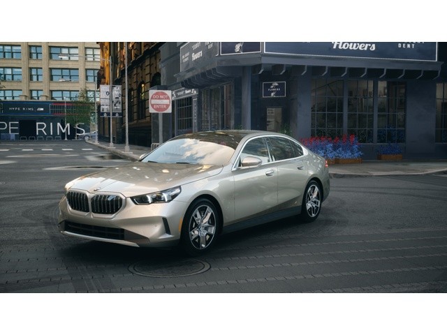 2026 BMW 530i xDrive Sedan 