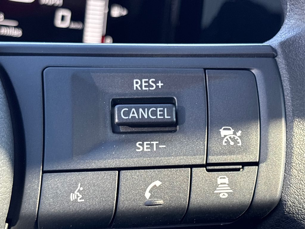 2025 Nissan Kicks SV photo 15