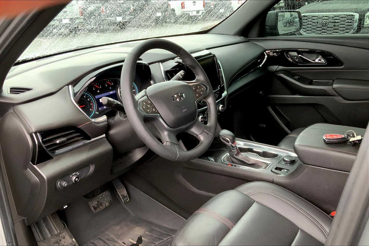 2023 Chevrolet Traverse RS photo 16
