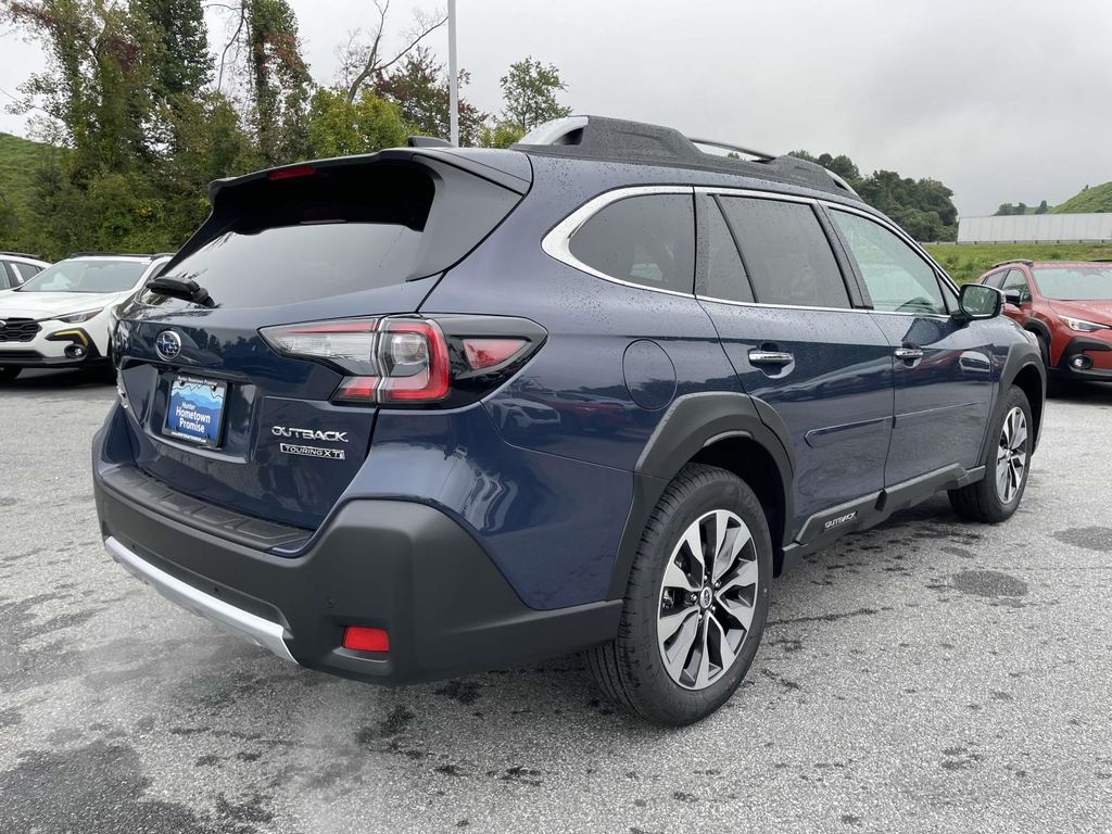 2025 Subaru Outback Touring XT photo 25