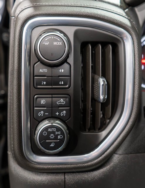 2022 Chevrolet Silverado 1500 LTZ photo 21