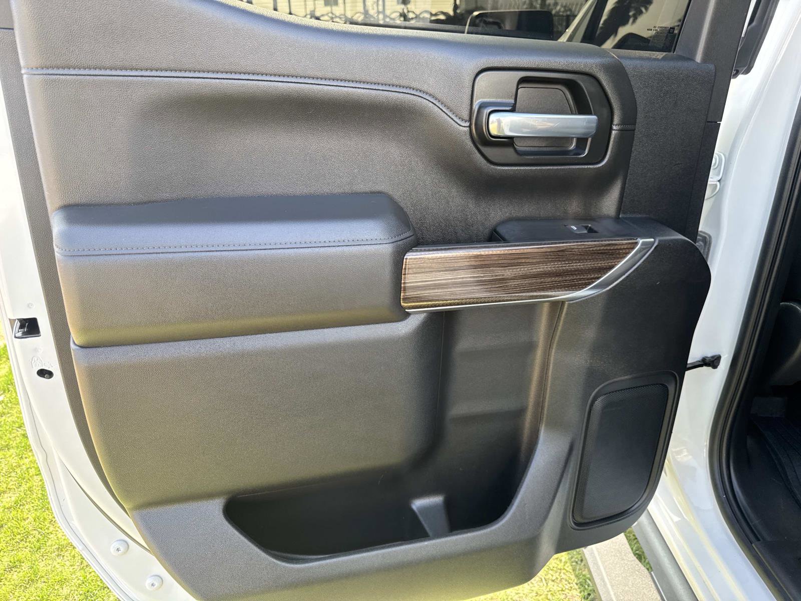 2021 Chevrolet Silverado 1500 LT Trail Boss photo 11