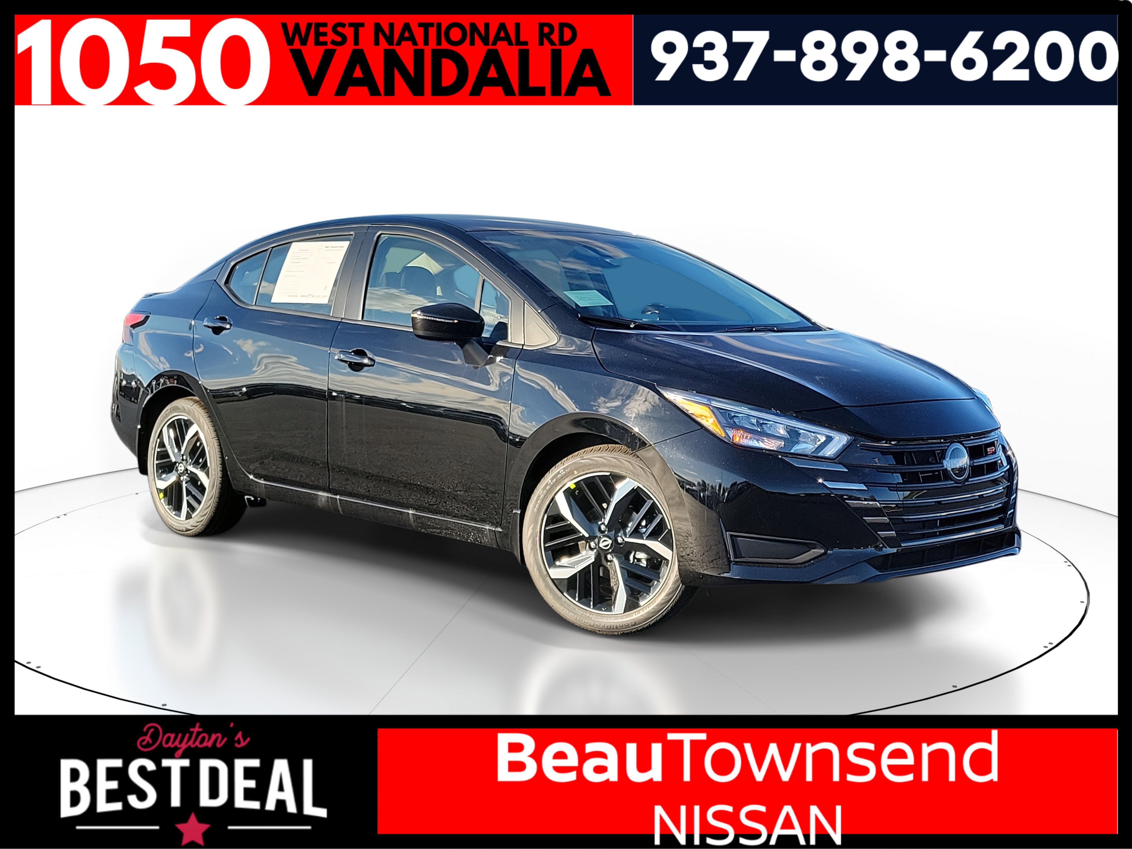 2025 Nissan Versa Sedan SR's photo