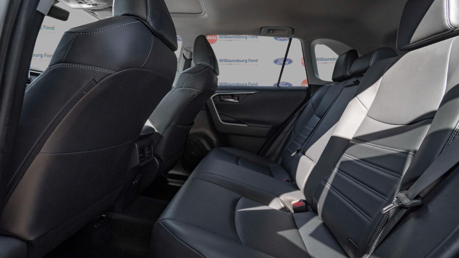 2020 Toyota RAV4 Limited photo 2