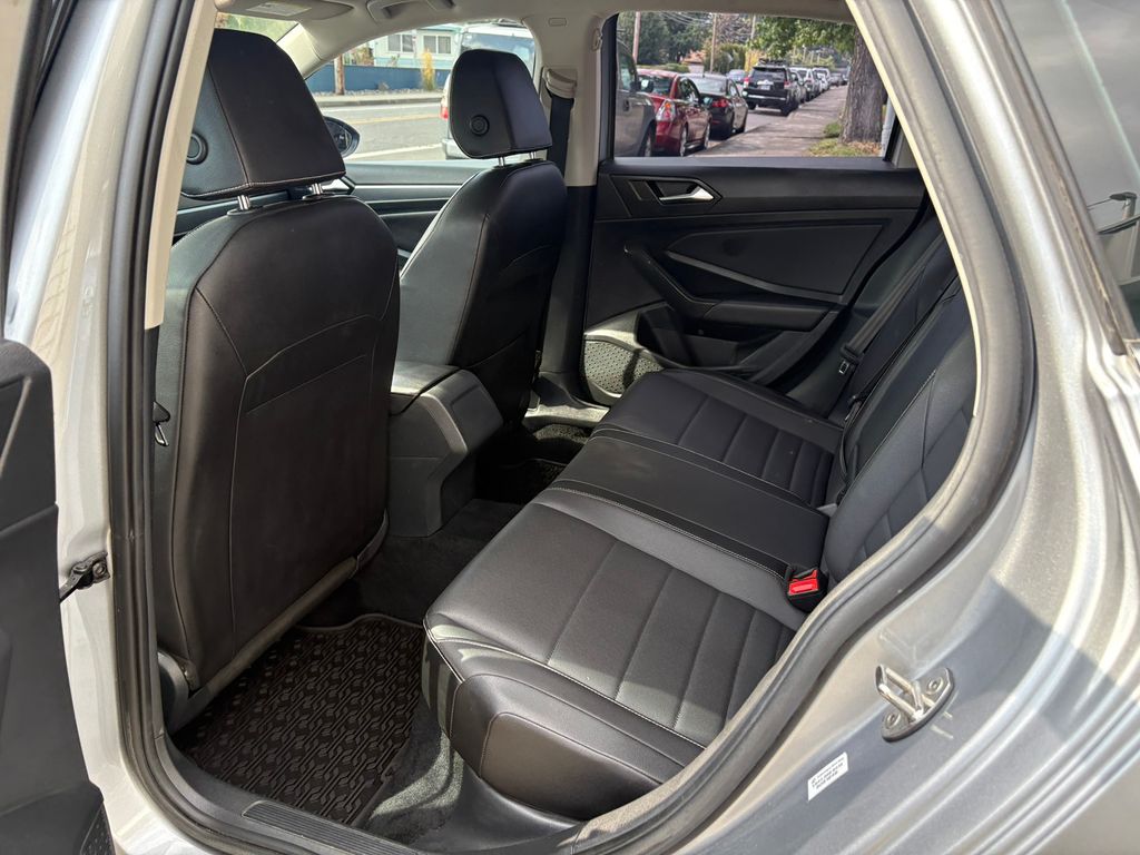 2022 Volkswagen Jetta 1.5T SE photo 26