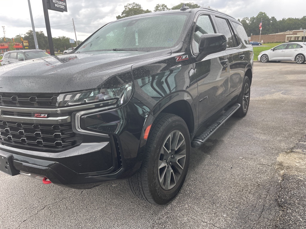 2021 Chevrolet Tahoe Z71 photo 2