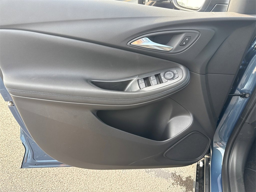 2026 Buick Encore GX Sport Touring photo 13