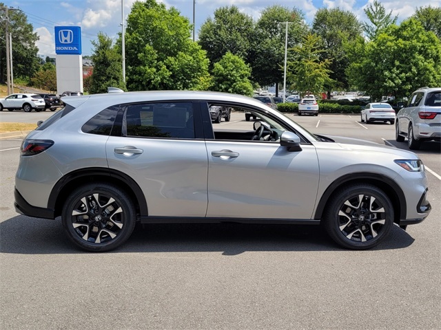 2026 Honda HR-V EX-L photo 2