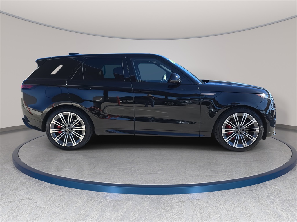 2024 Land Rover Range Rover Sport P400 Dynamic SE photo 4