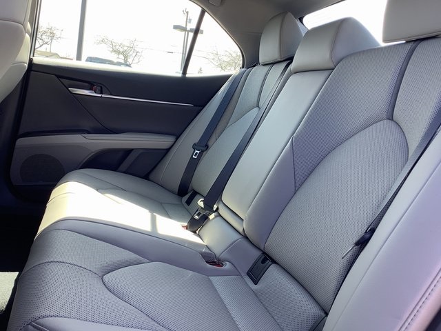 2023 Toyota Camry Hybrid XLE photo 23