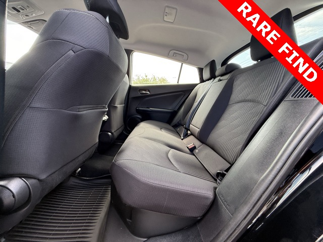 2021 Toyota Prius Prime LE photo 14