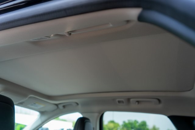 2021 Ford Escape Titanium photo 11