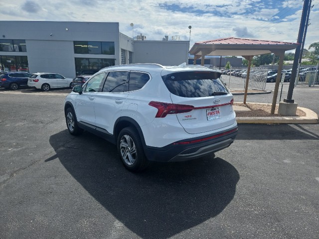 Used 2023  Hyundai SEL image 4