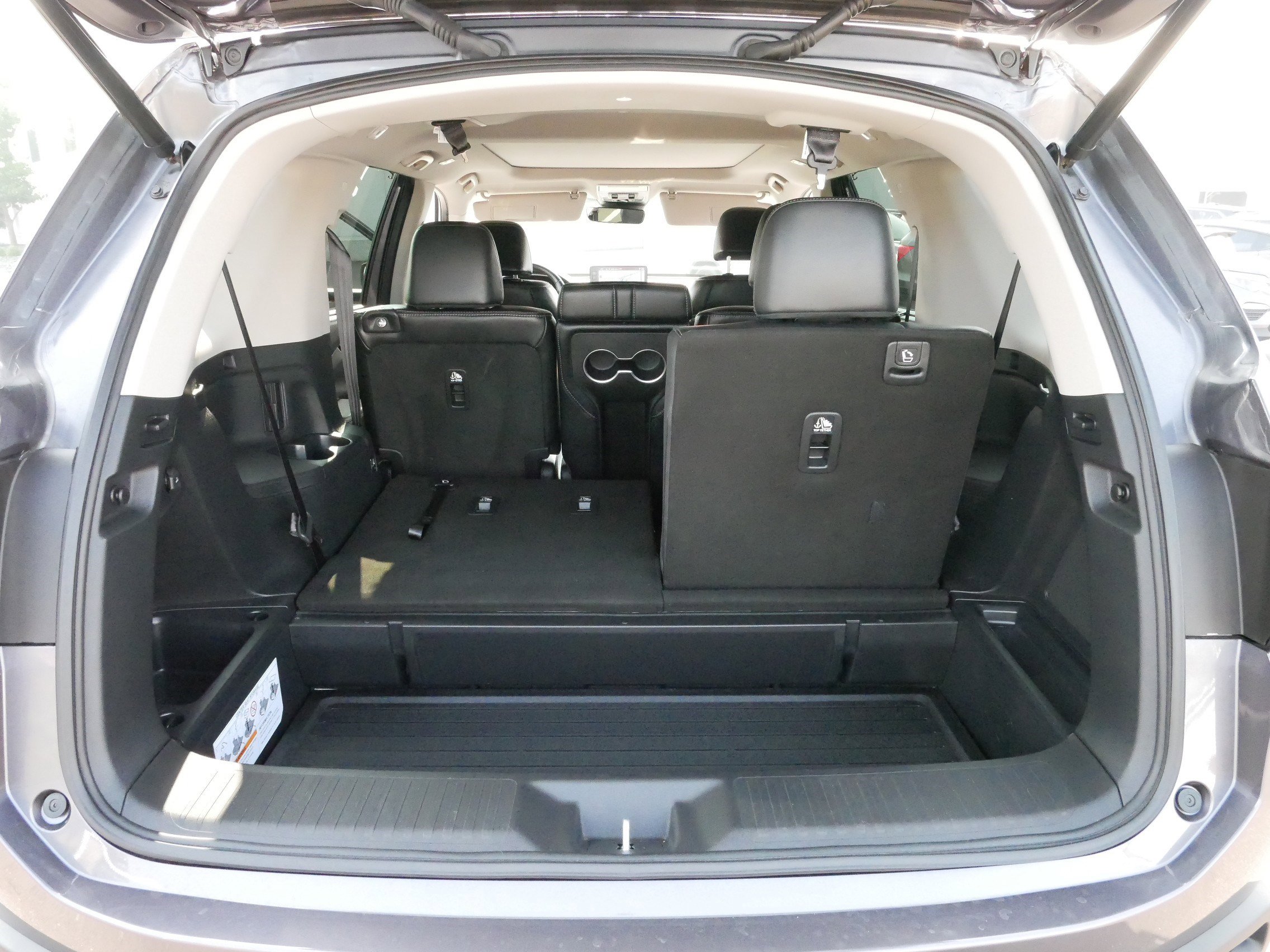 2023 Honda Pilot Touring photo 18