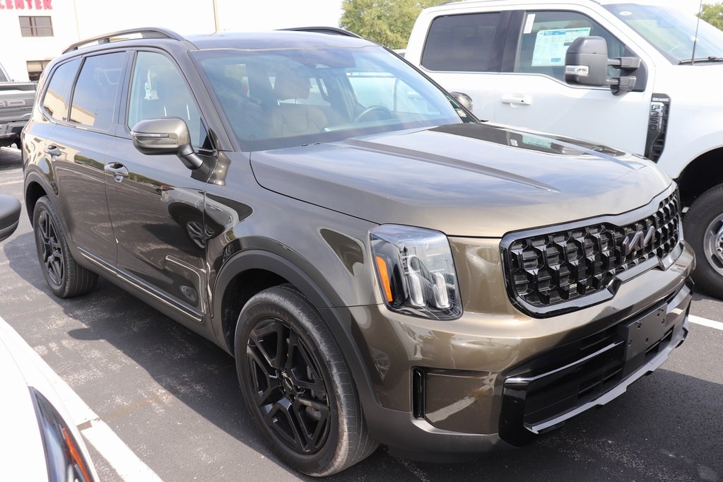 2025 Kia Telluride EX X-Line photo 2
