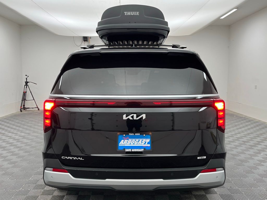 2025 Kia Carnival EX photo 12
