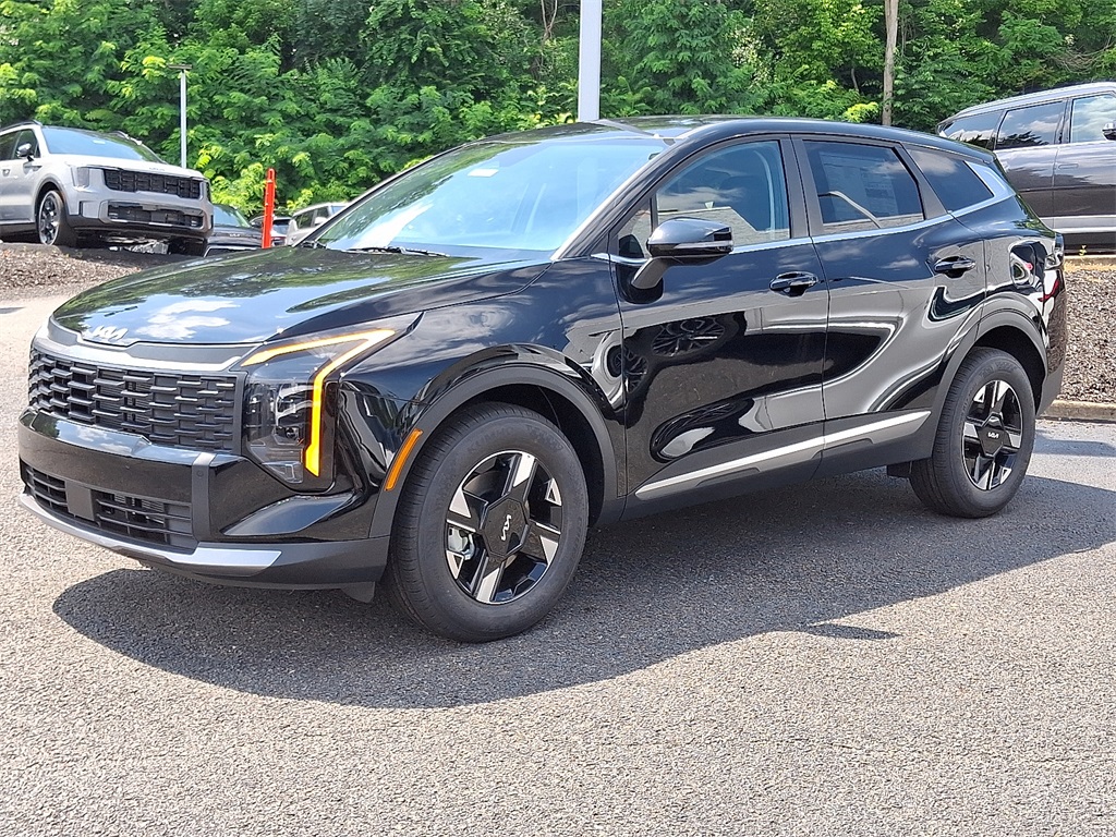 2026 Kia Sportage LX photo 3