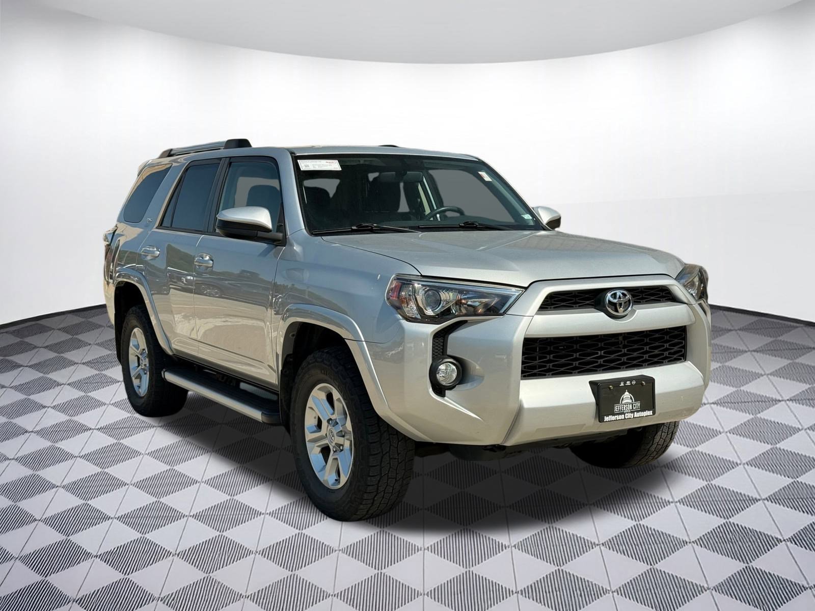 2019 Toyota 4Runner SR5 4WD photo 7