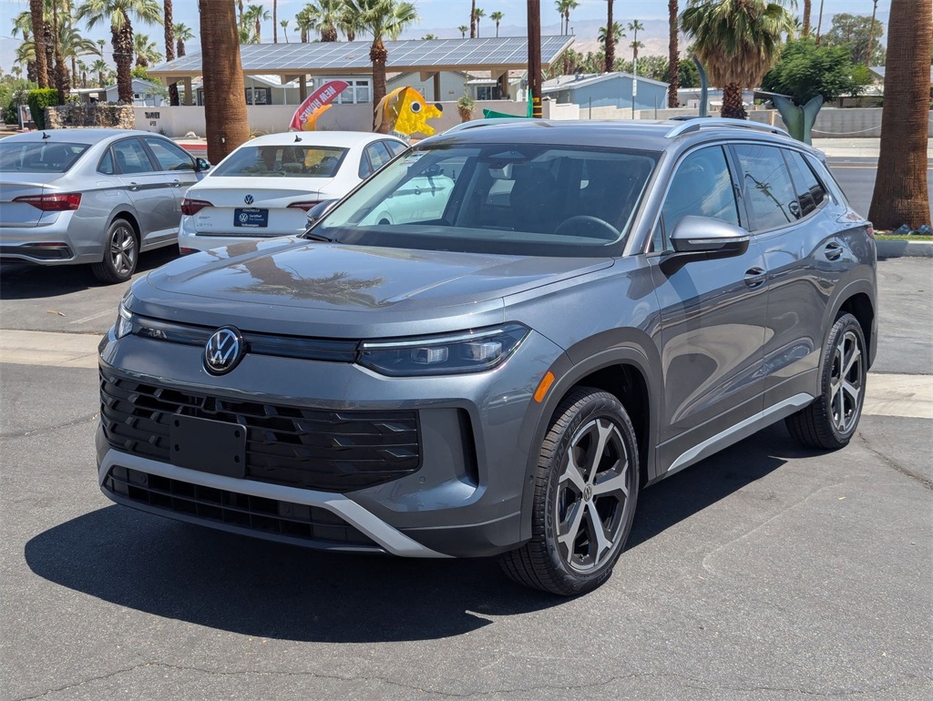 2025 Volkswagen Tiguan SE photo 7