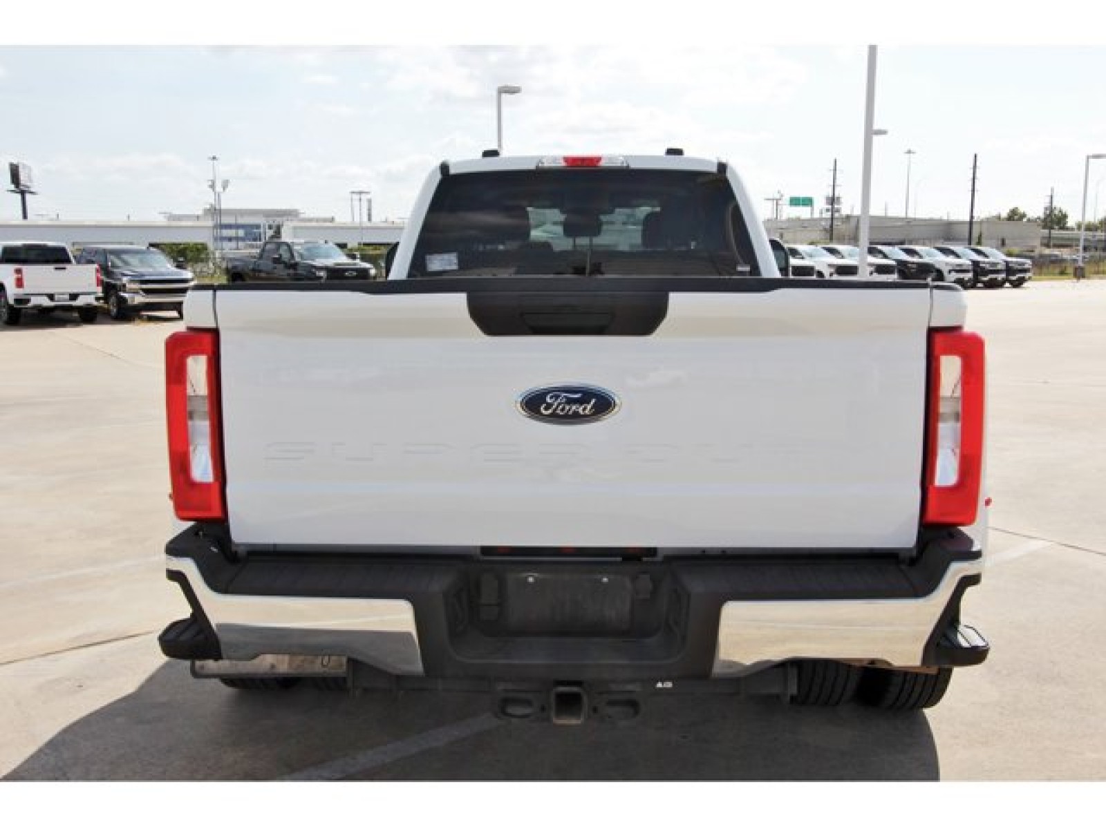 2024 Ford Super Duty F-350 DRW XLT - 4