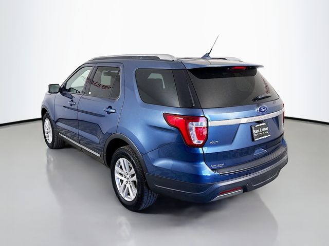 2019 Ford Explorer XLT photo 4