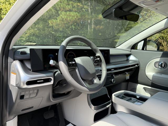 2026 Hyundai Ioniq SEL photo 13