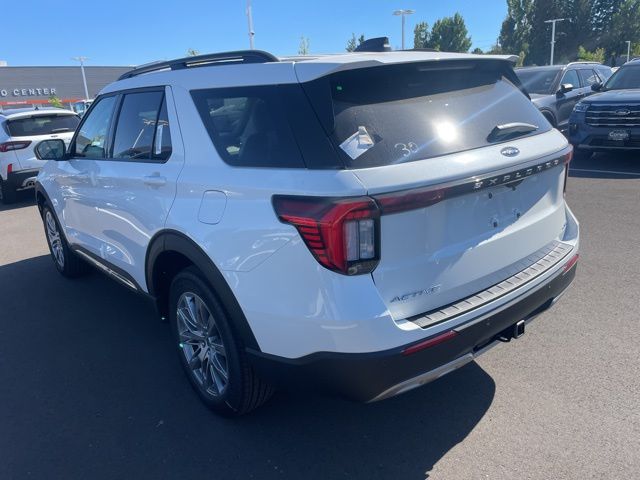 2025 Ford Explorer photo 4