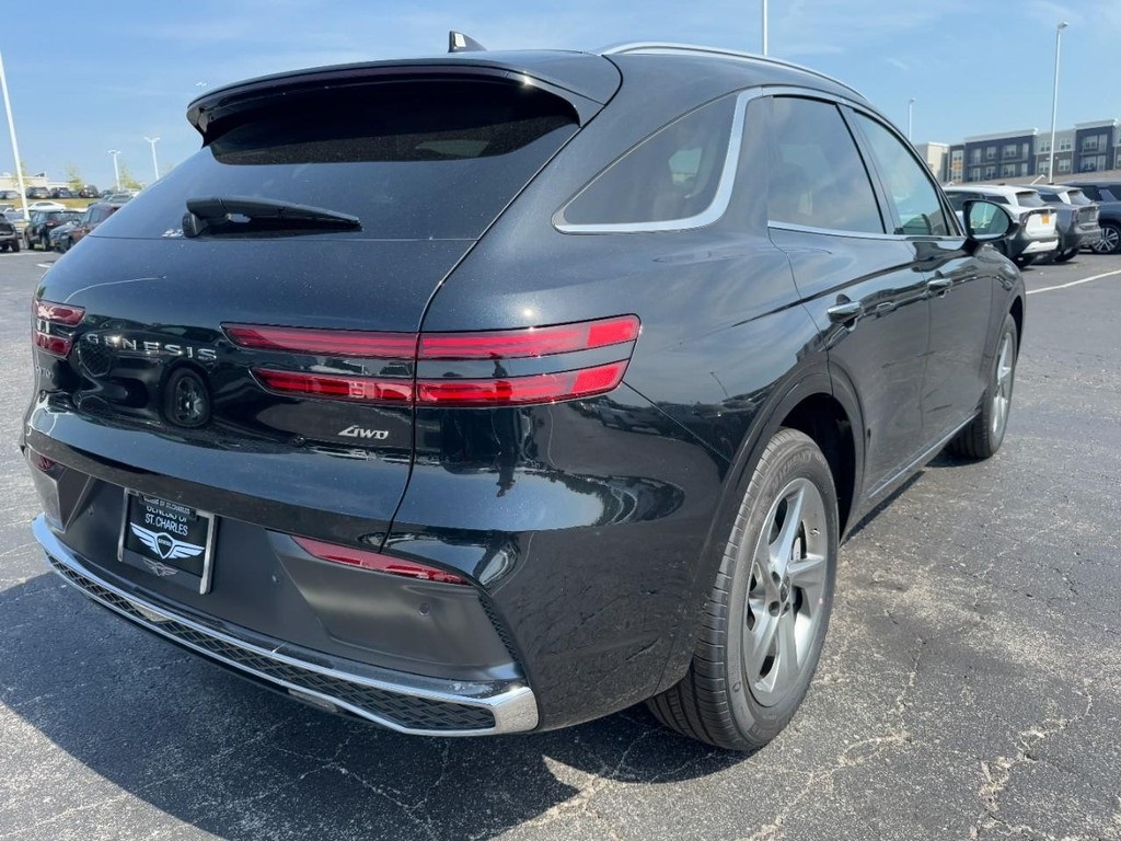 2026 Genesis GV70 2.5T Select photo 3