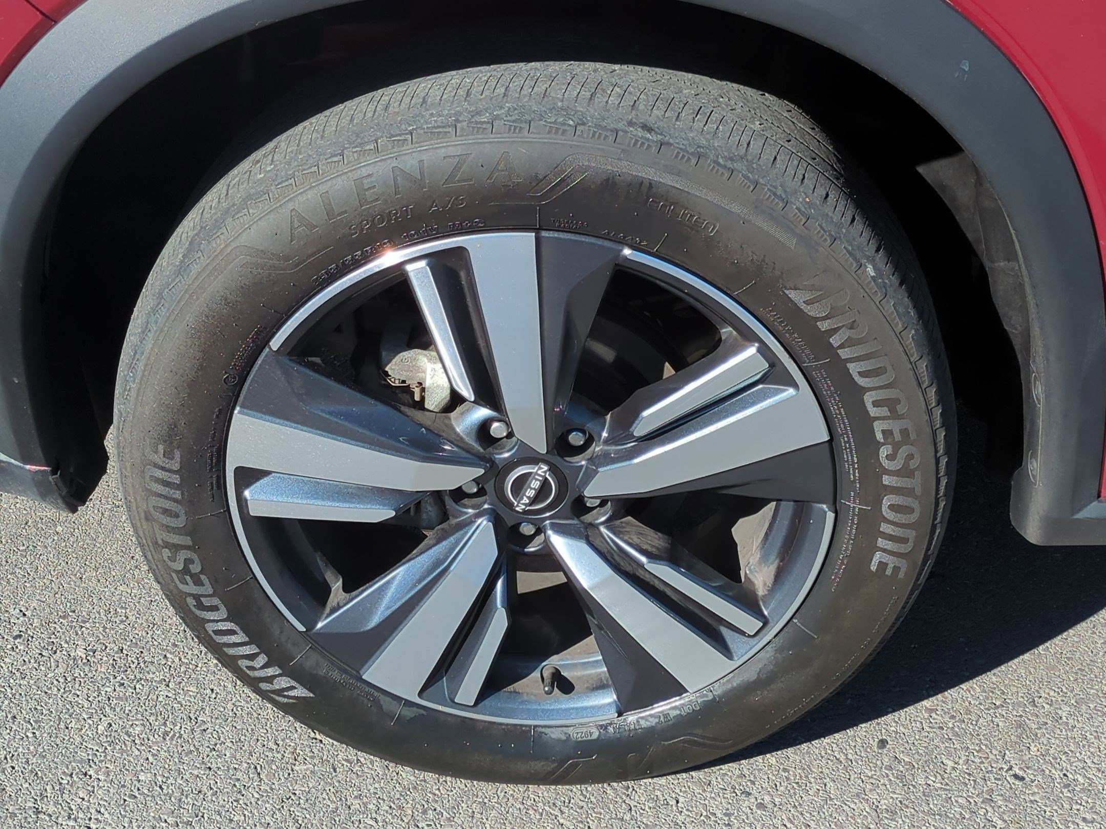 2023 Nissan Rogue SL photo 9