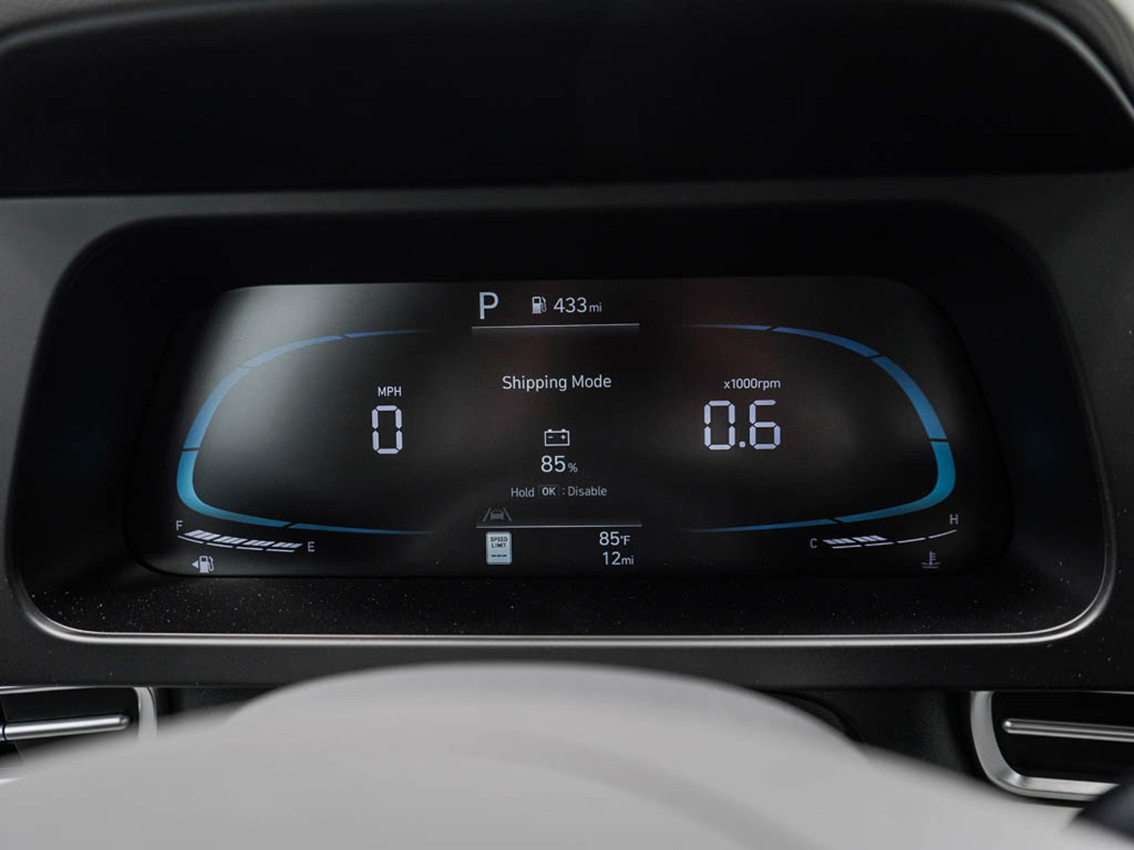 2025 Hyundai Elantra SEL Sport photo 19