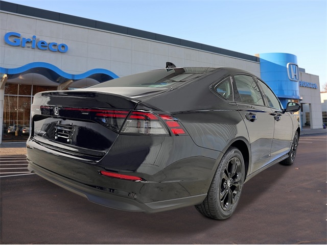 2025 Honda Accord SE photo 5