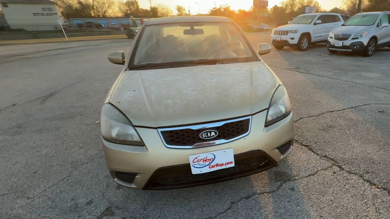 2011 Kia Rio photo 2