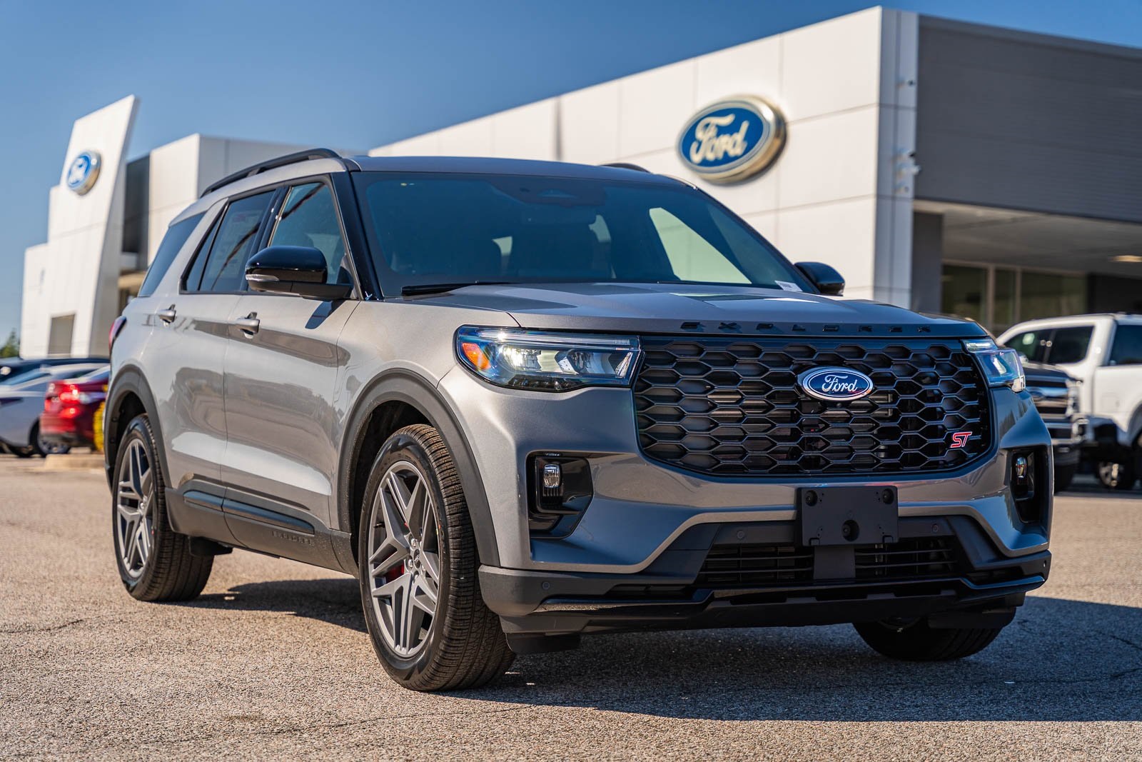 2026 Ford Explorer ST's photo