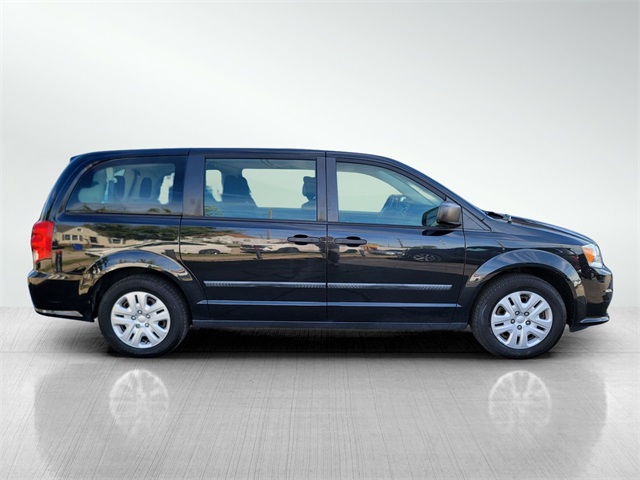 2015 Dodge Grand Caravan SE photo 3