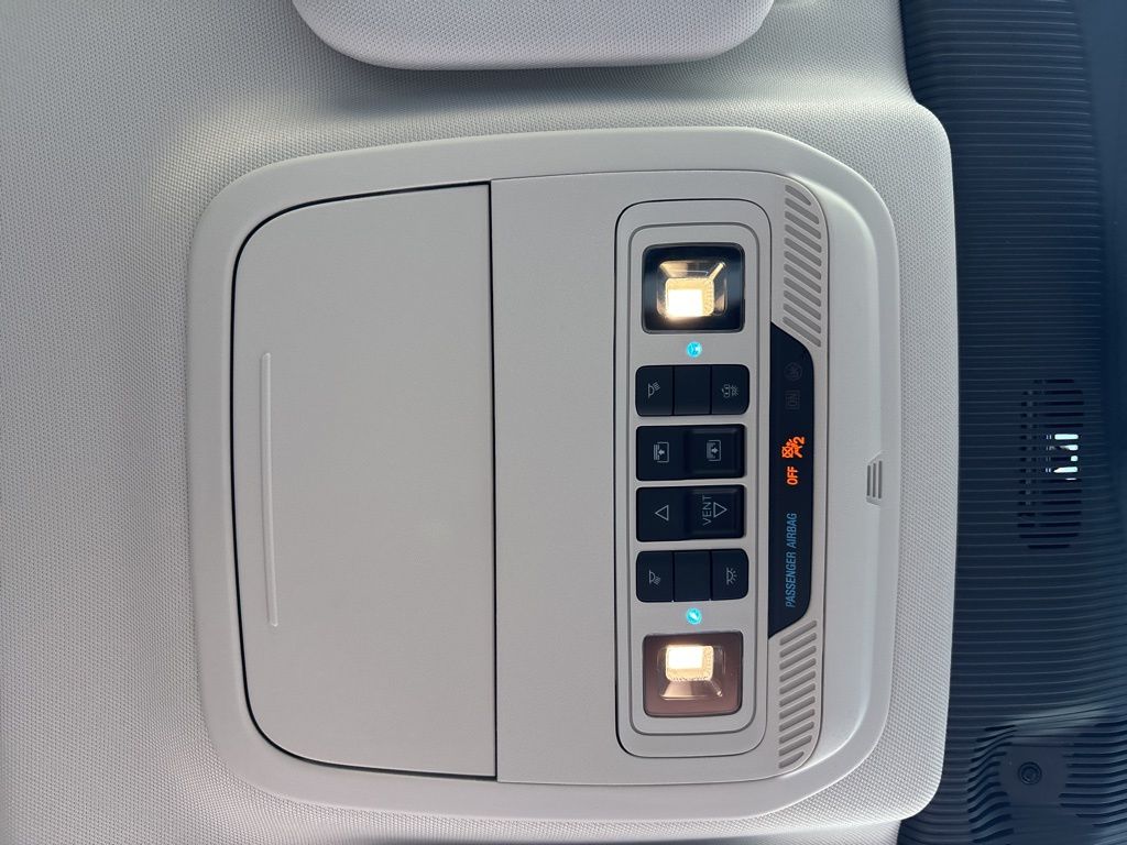 2025 Ford Explorer Platinum photo 22