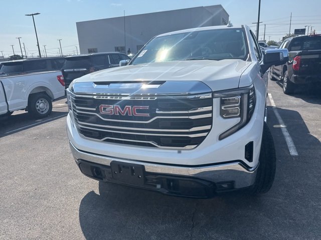 2023 Gmc Sierra 1500 SLT photo 3