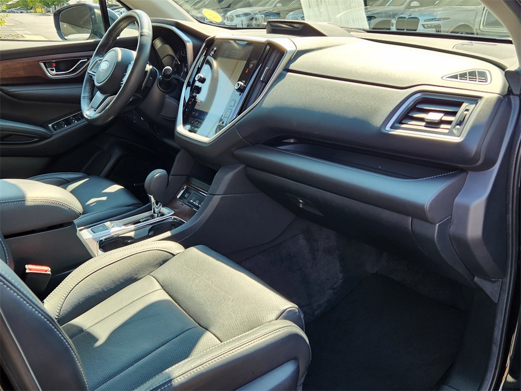 2024 Subaru Ascent Touring photo 17