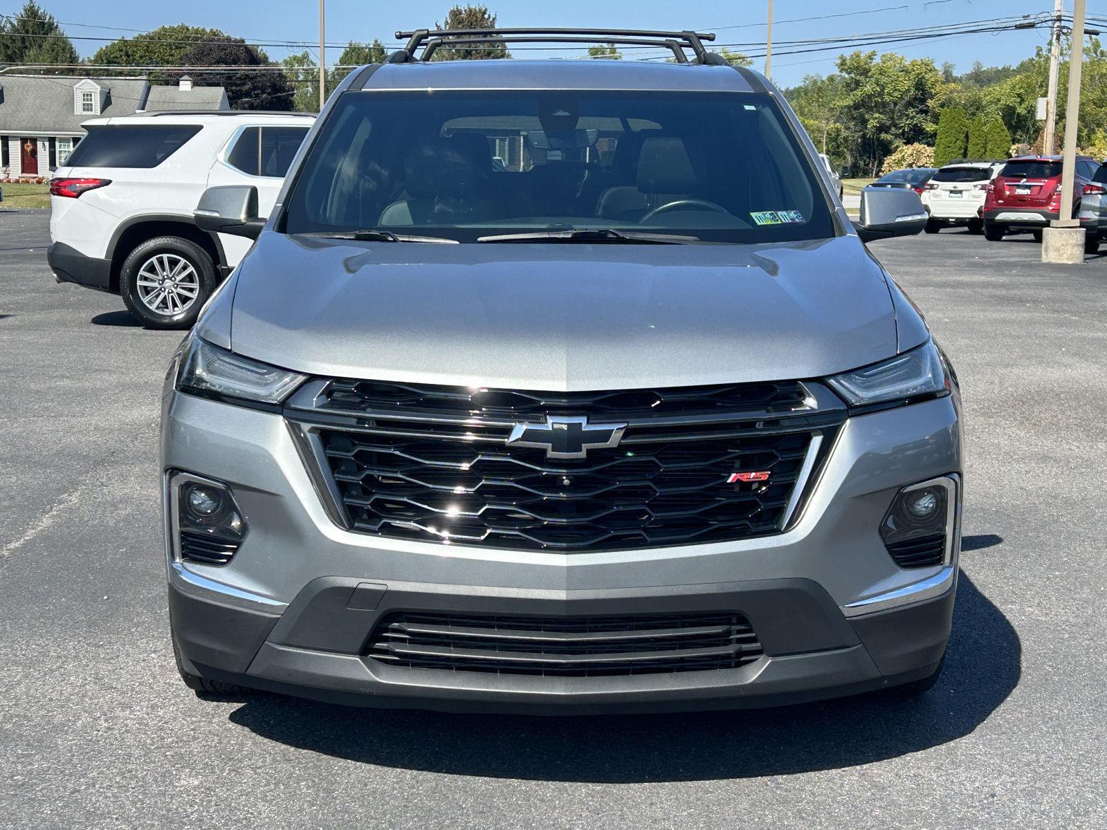 2023 Chevrolet Traverse RS photo 2