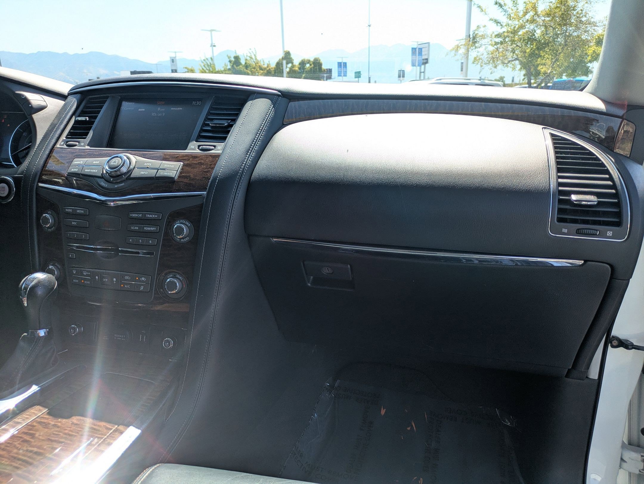 2018 Nissan Armada Platinum photo 21