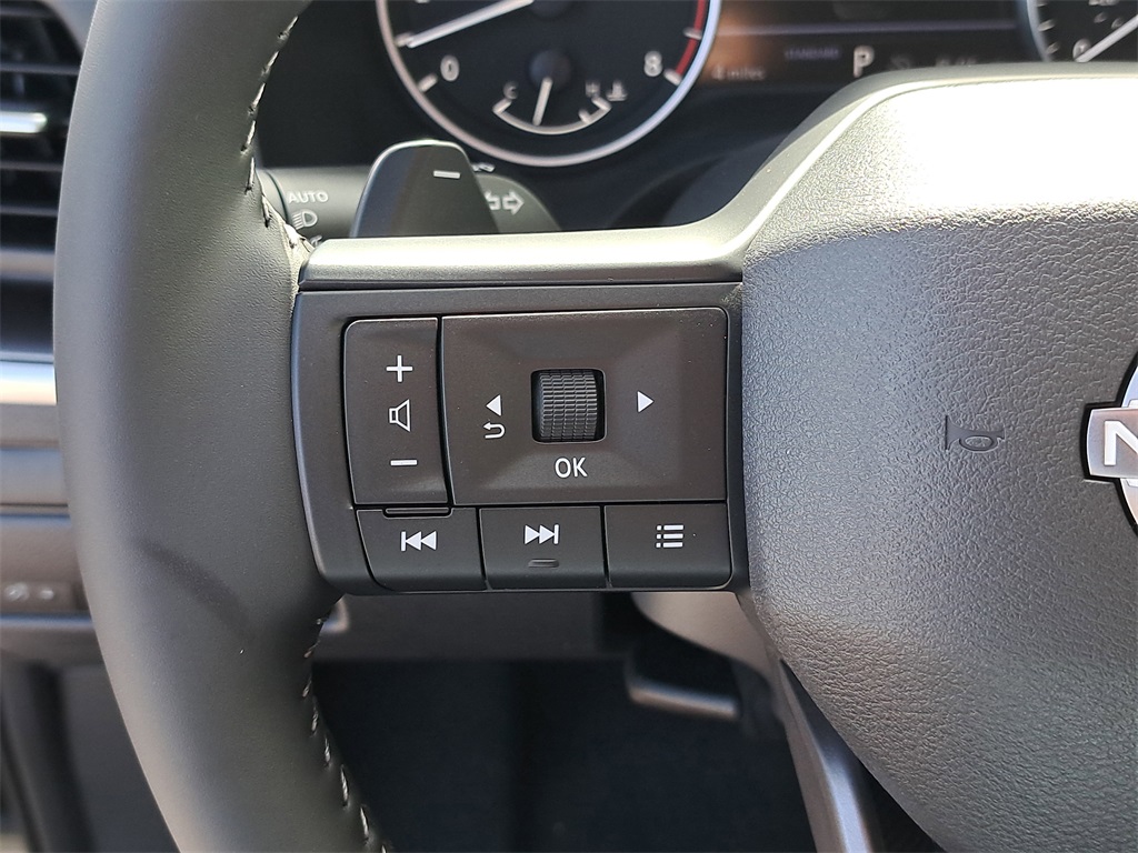 2026 Nissan Rogue SV photo 23