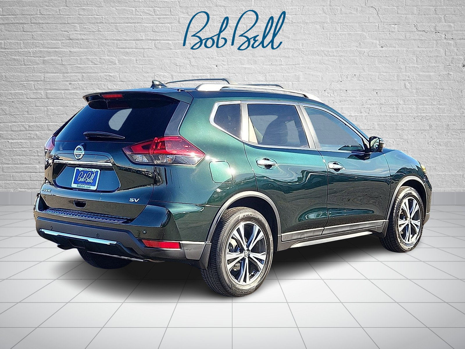 2019 Nissan Rogue SV photo 3